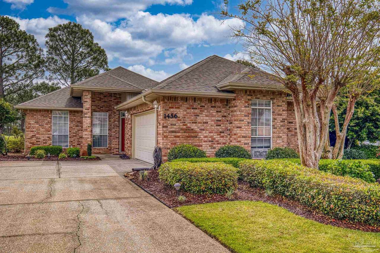1456 Champions Green Dr - Photo 1
