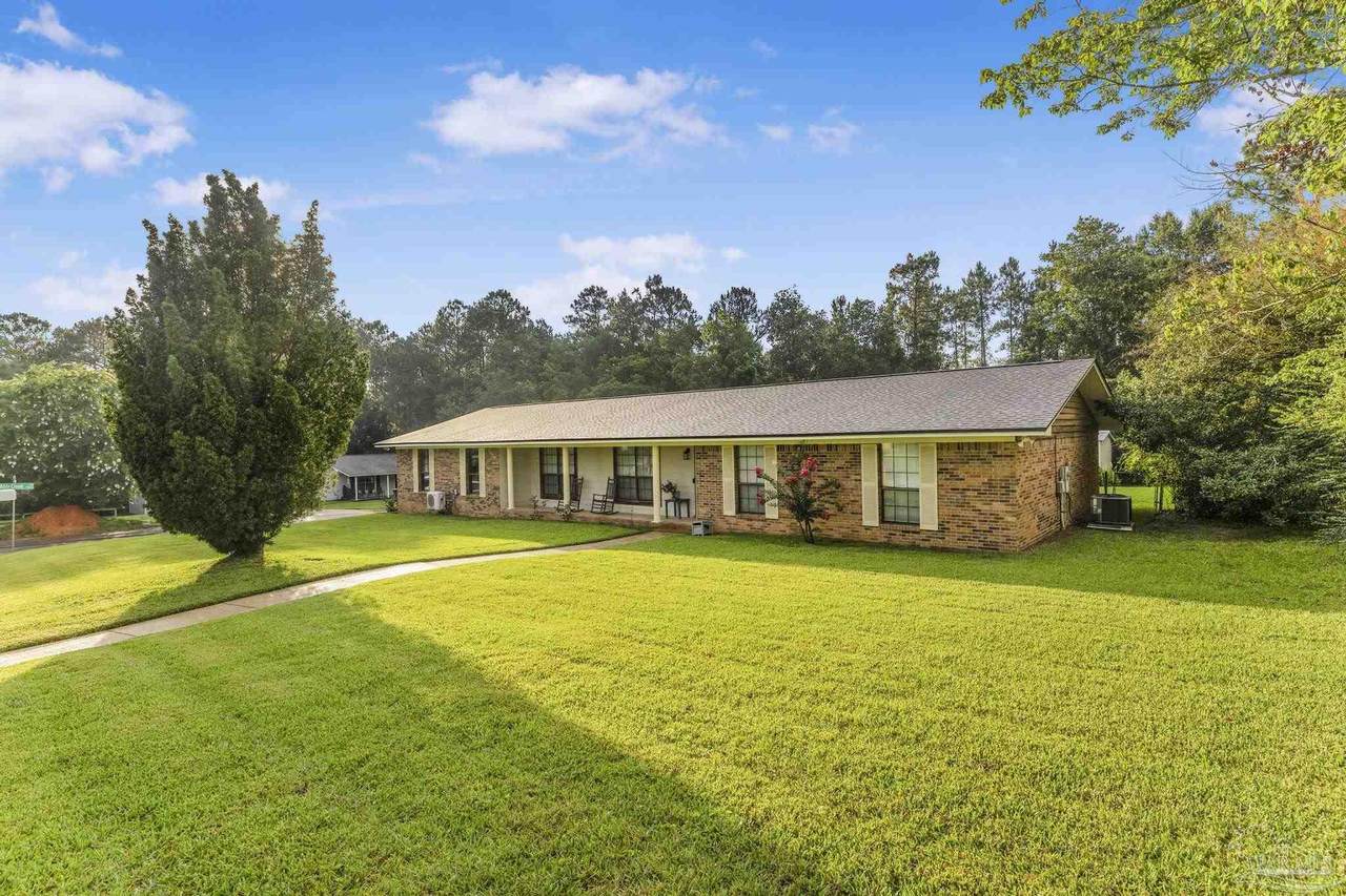 4752 Pebble Creek Dr - Photo 1