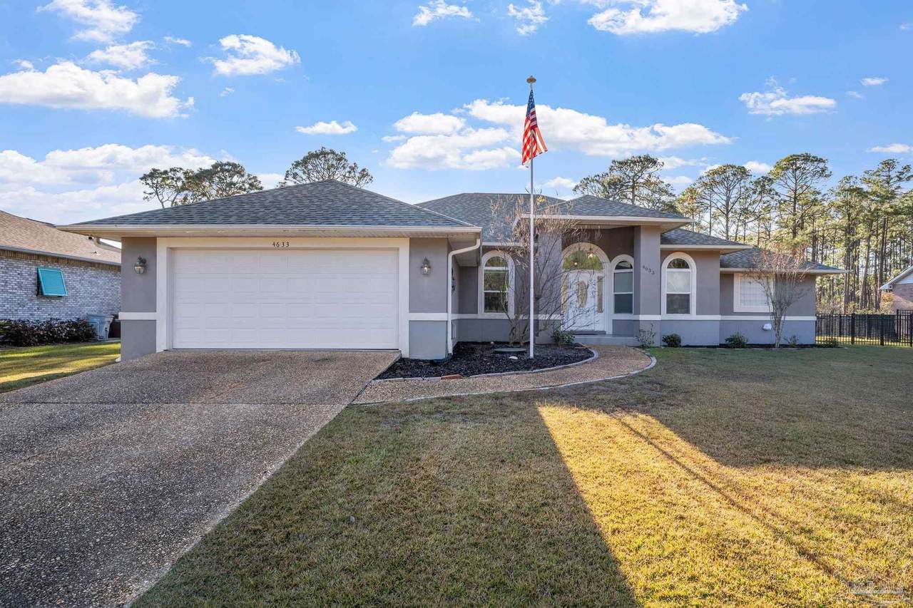 4633 Bayside Dr - Photo 1