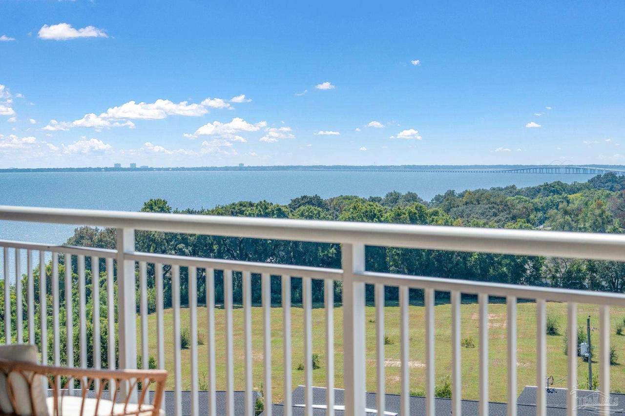 1700 Scenic Hwy - Photo 1