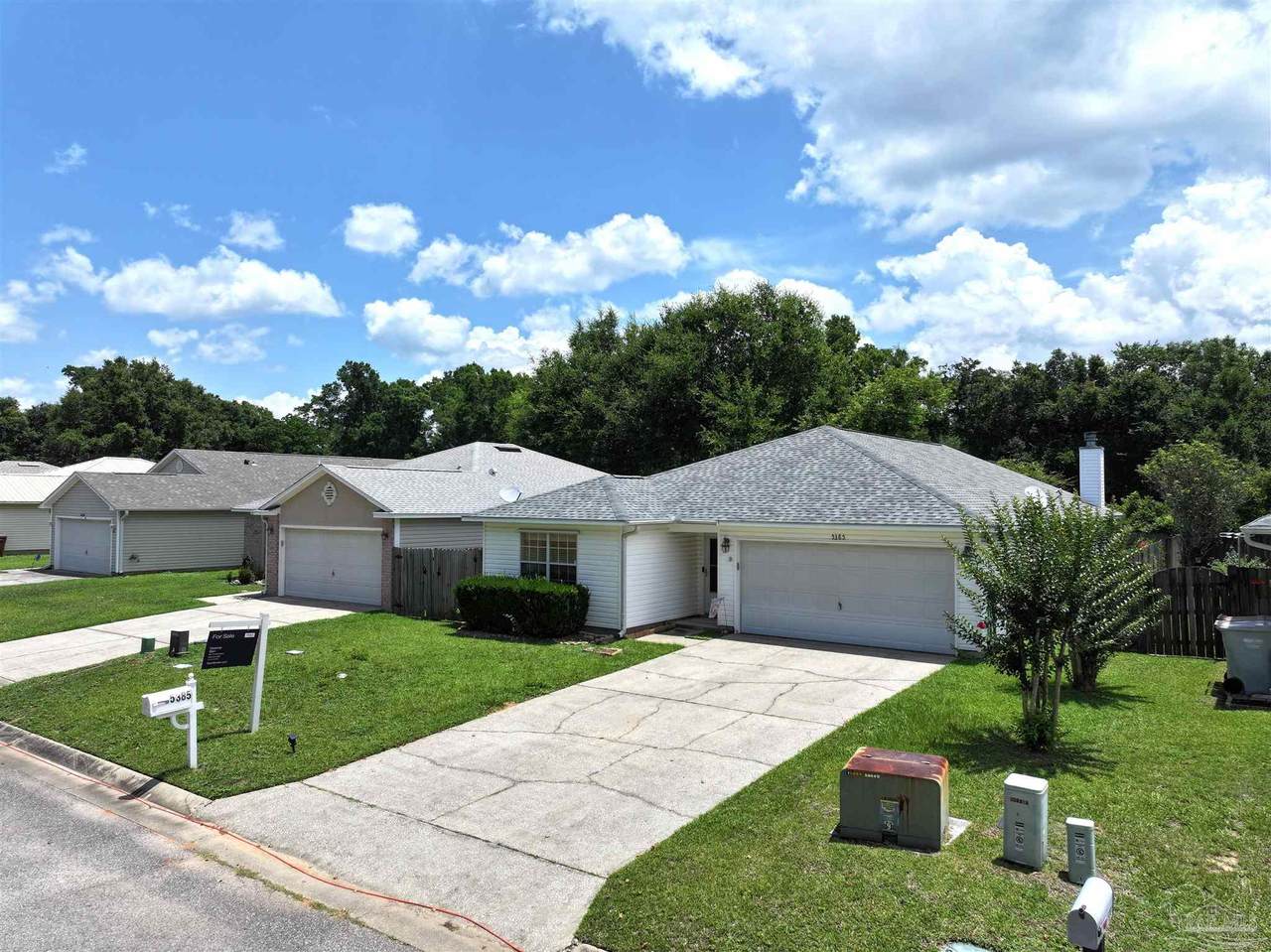 5385 Cherub Cir - Photo 1