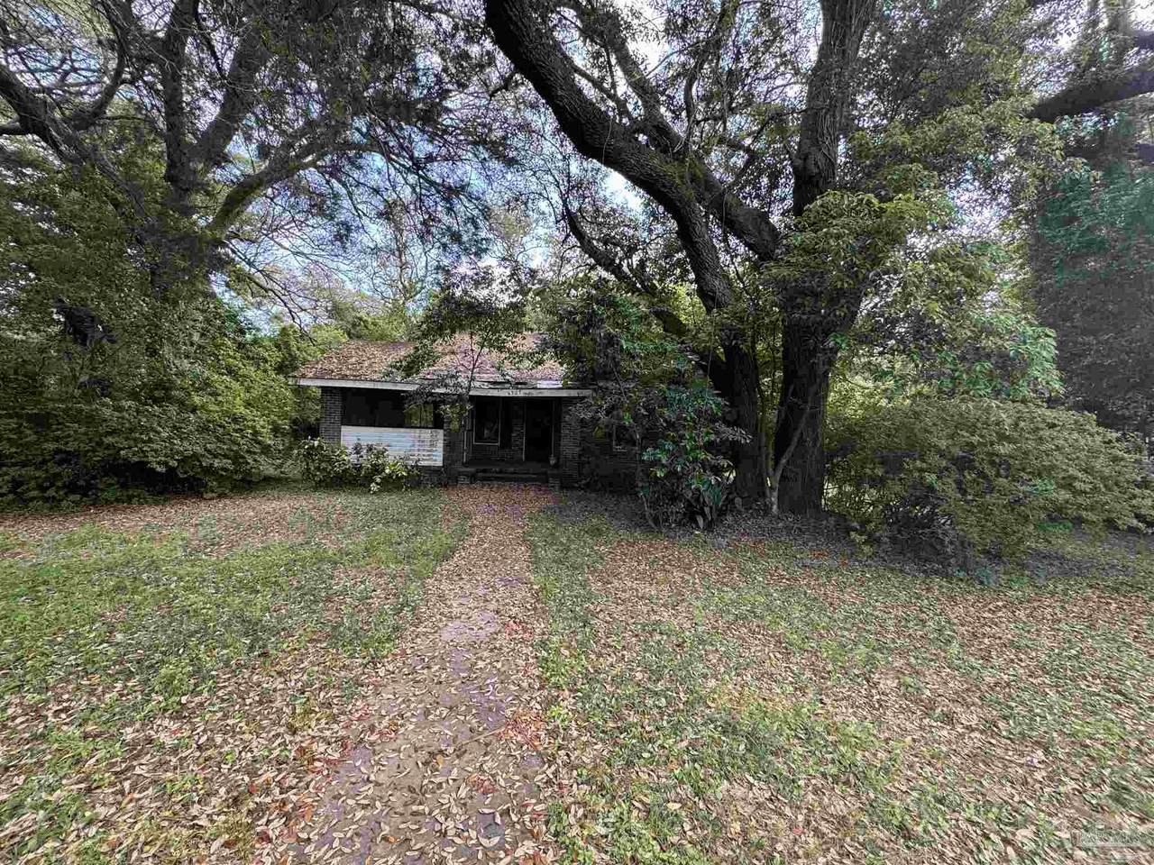 6305 Jackson St - Photo 1