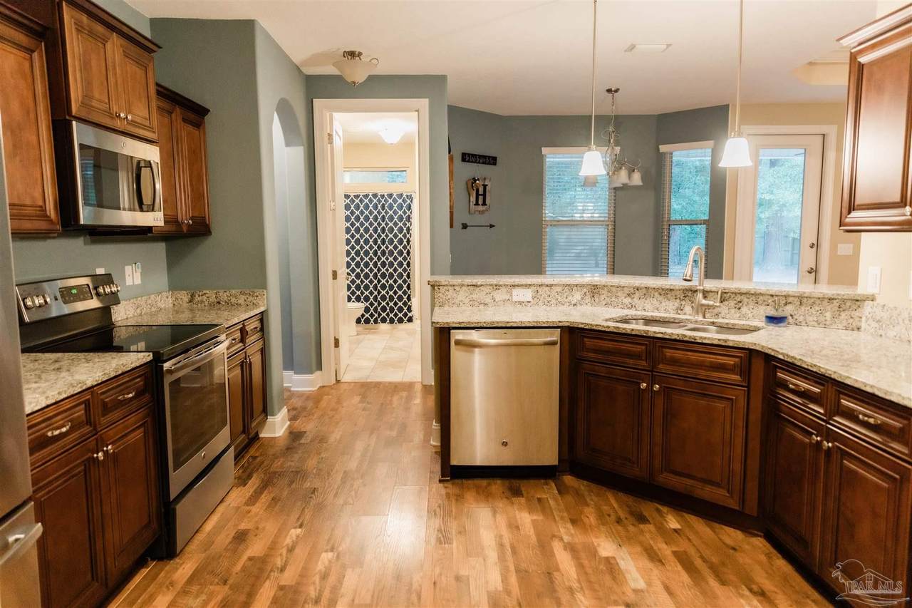 4969 Red Oak Dr - Photo 1