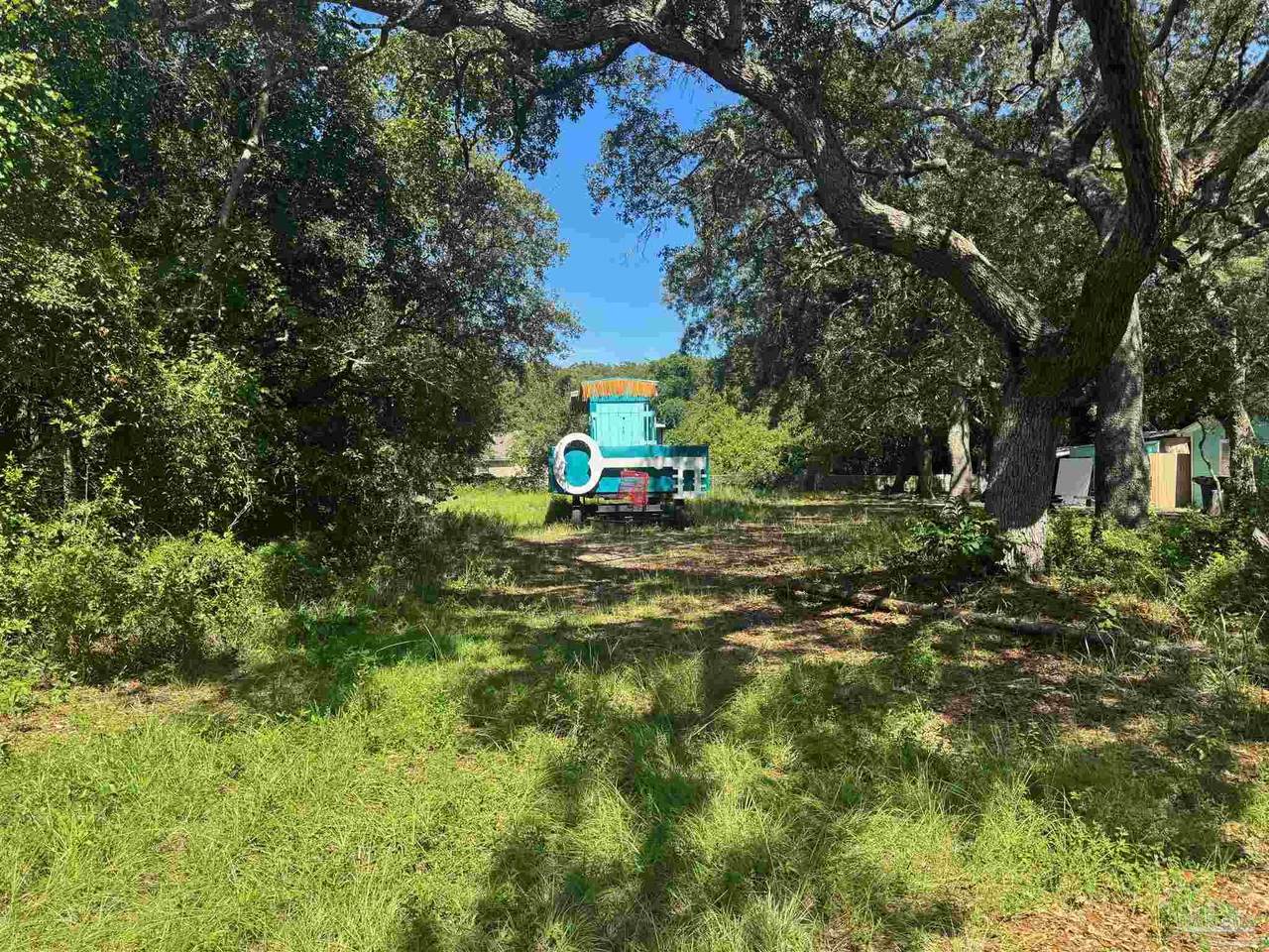 https://bt-photos.global.ssl.fastly.net/pensacola/orig_boomver_2_668701-2.jpg