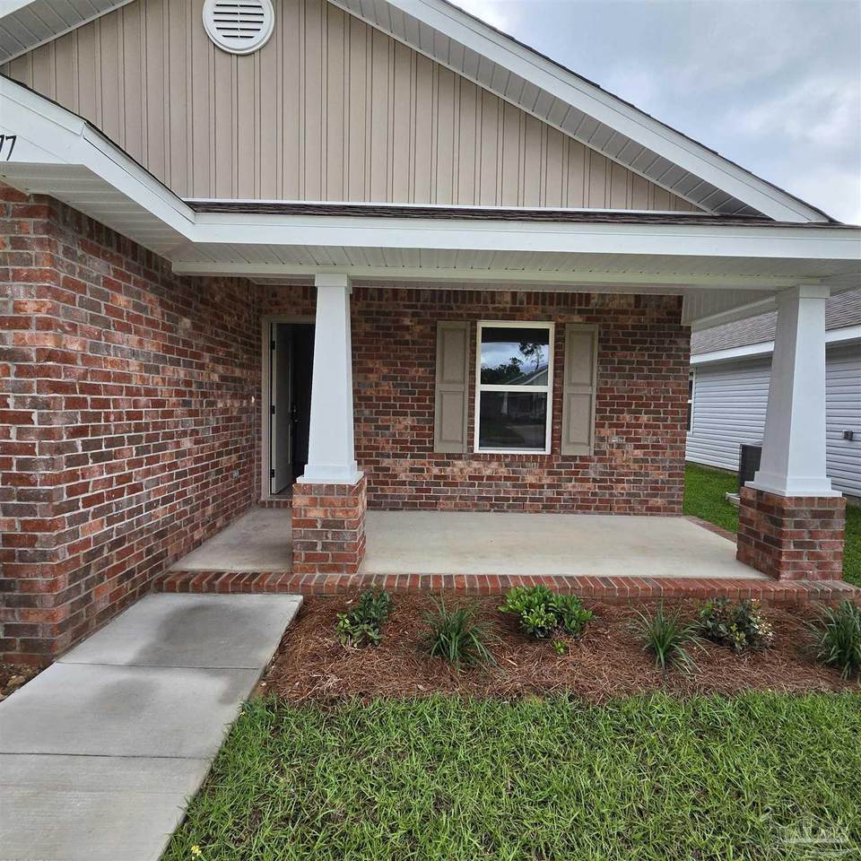https://bt-photos.global.ssl.fastly.net/pensacola/1280_boomver_2_671137-2.jpg