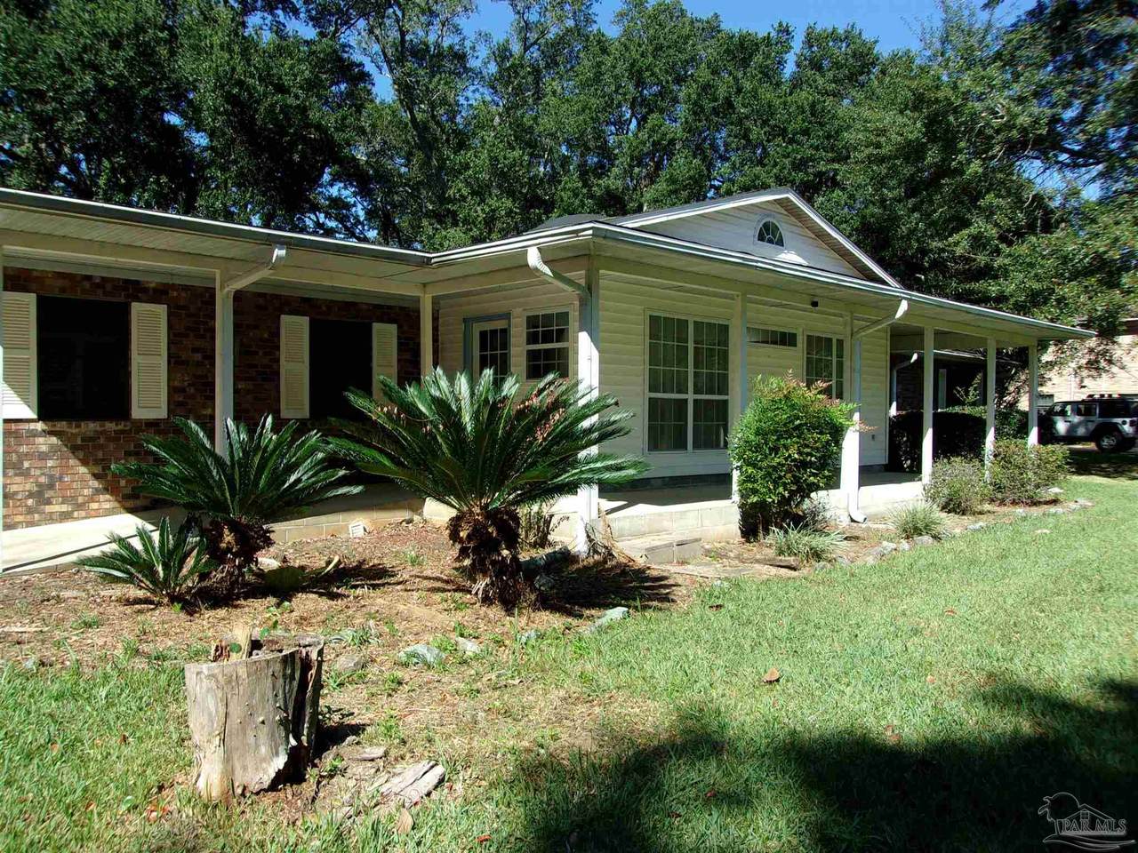 5055 Serry Ln - Photo 1