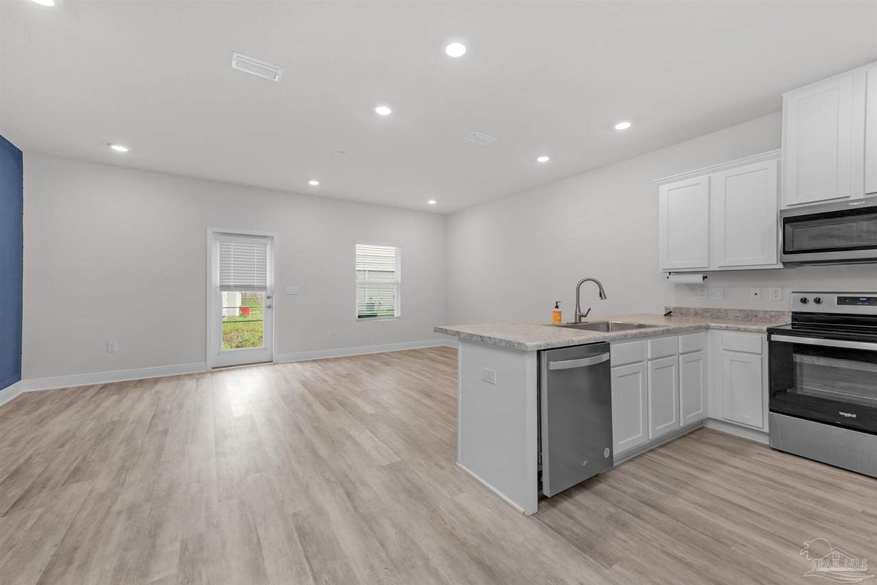 6316 Grove Park Dr - Photo 1