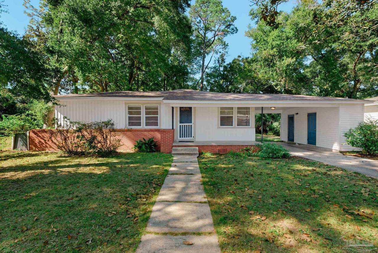 102 Ariola Ave - Photo 1