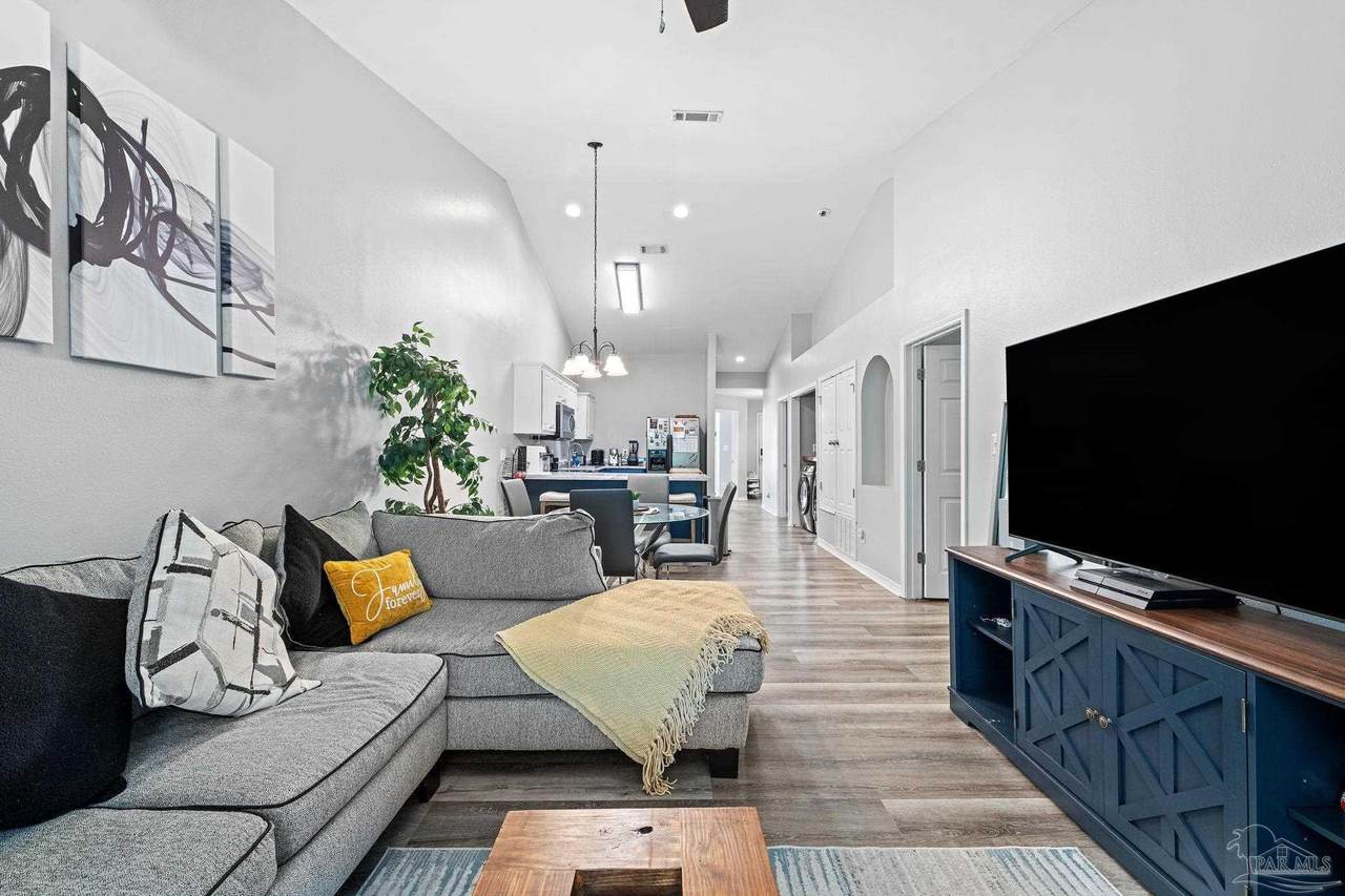 7101 Joy St - Photo 1