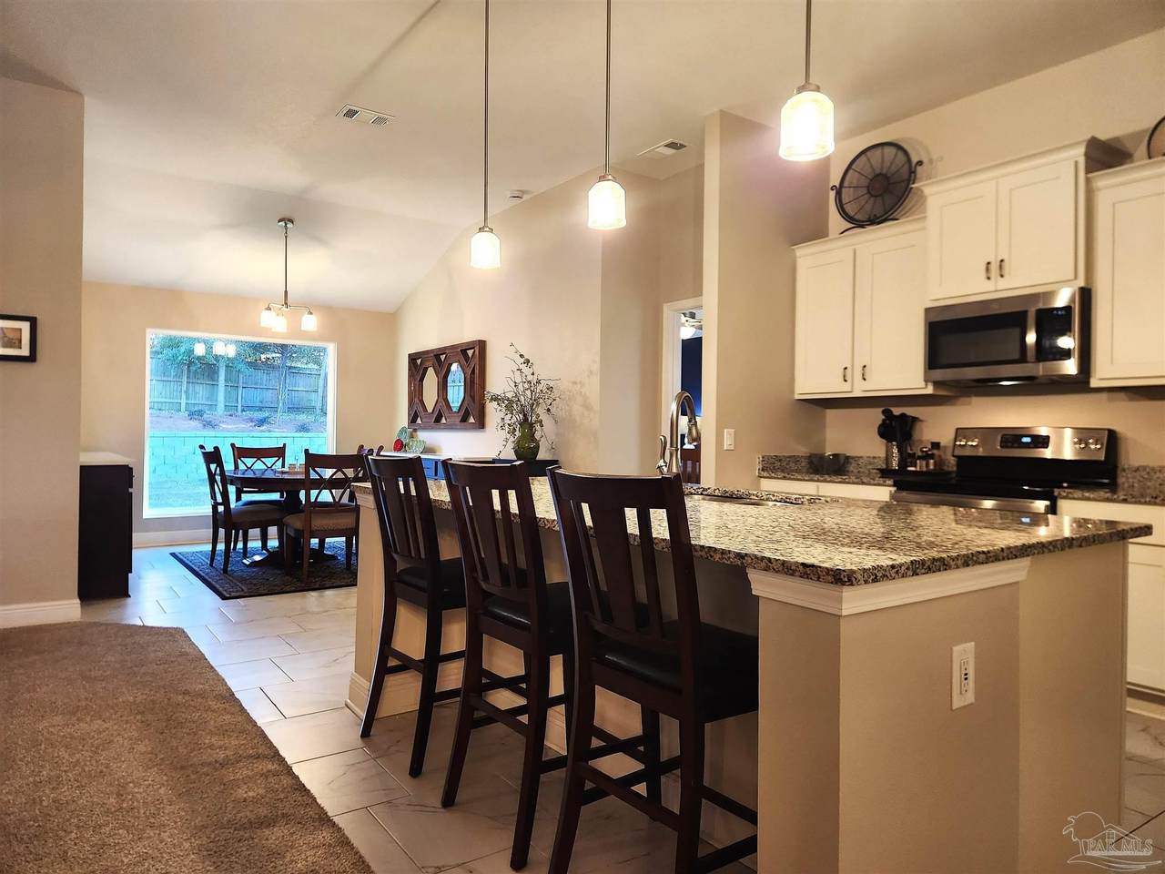 5902 Creek Side Cir - Photo 1