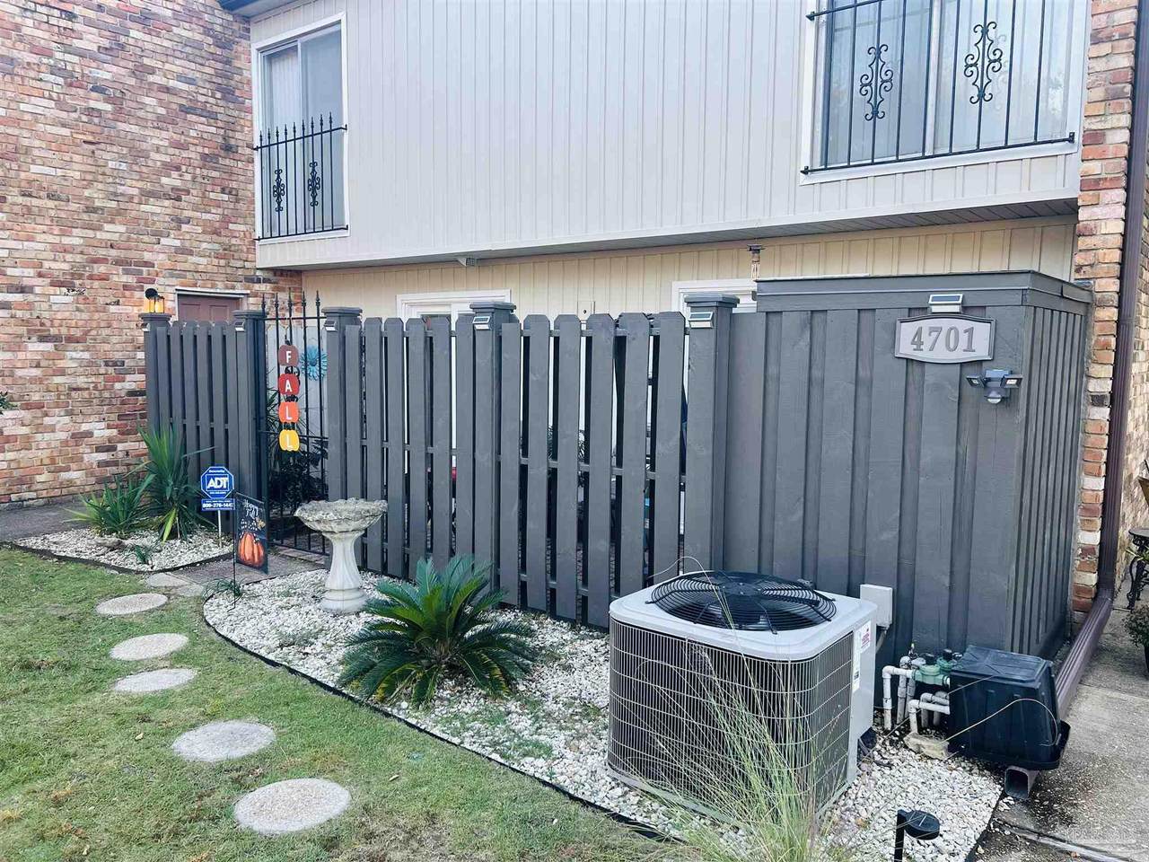 https://bt-photos.global.ssl.fastly.net/pensacola/1280_boomver_2_676786-2.jpg