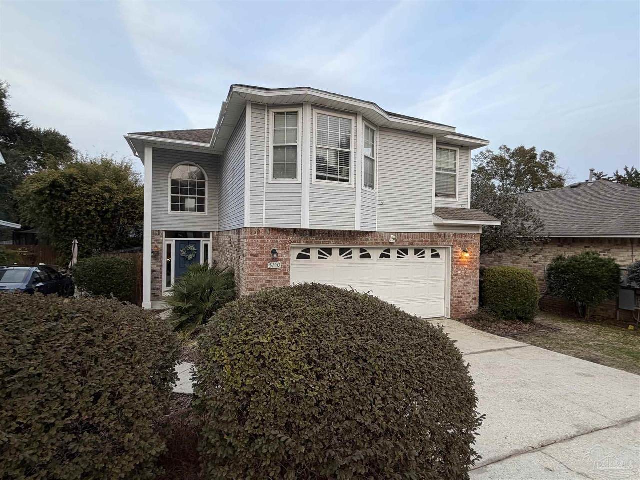 3110 Leesburg Sq - Photo 1