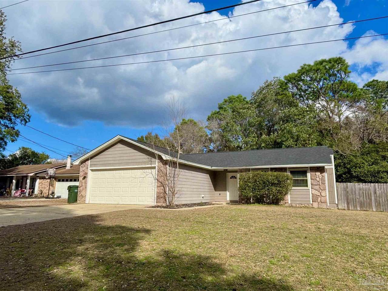 2912 Breckenridge Dr - Photo 1