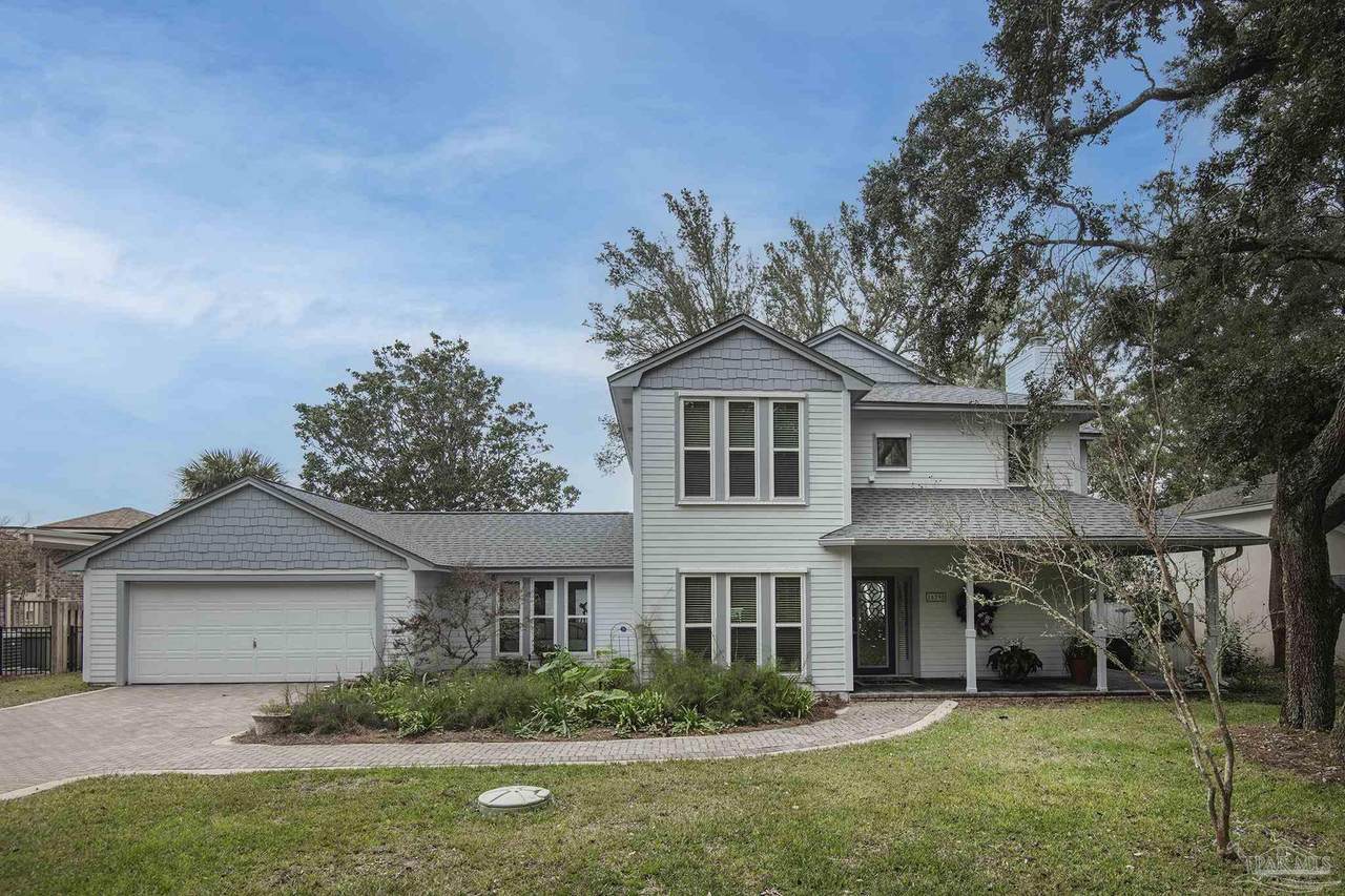 16298 North Shore Dr - Photo 1