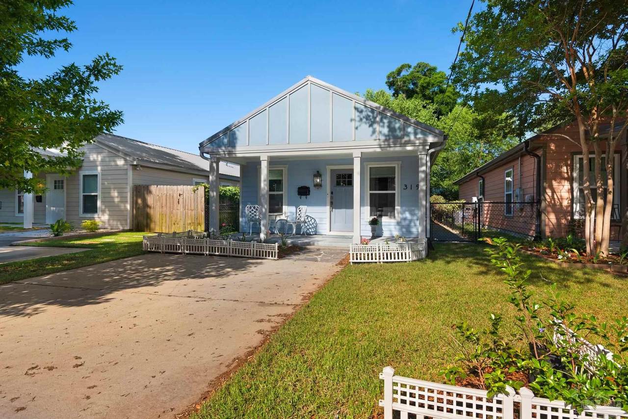319 Reus St - Photo 1
