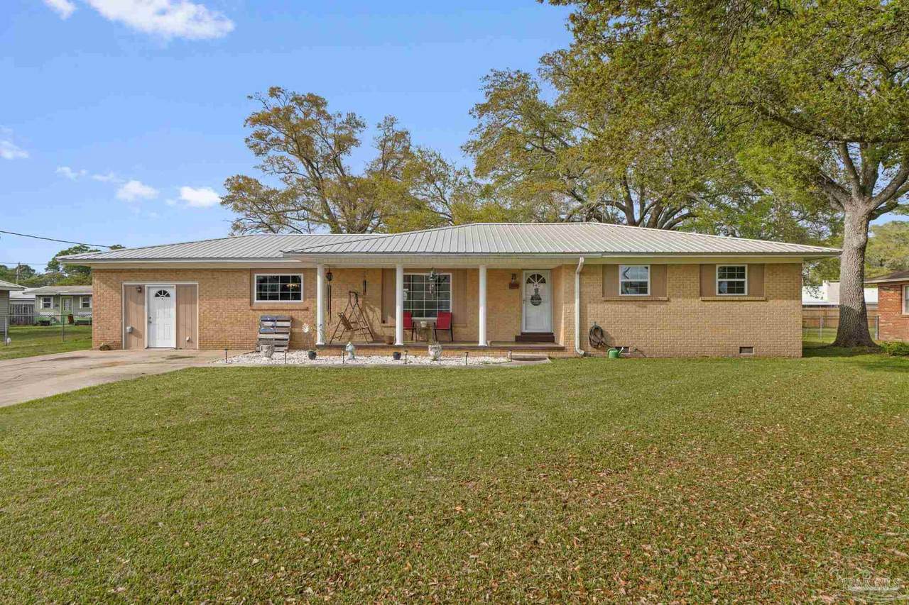 340 Lowell Ln - Photo 1
