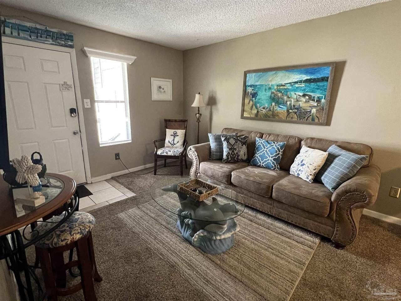 1301 Redwood Ln - Photo 1