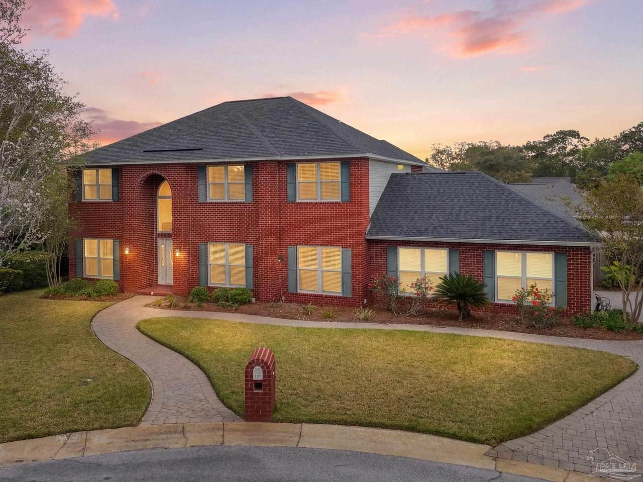 3341 Berkshire Ct - Photo 1
