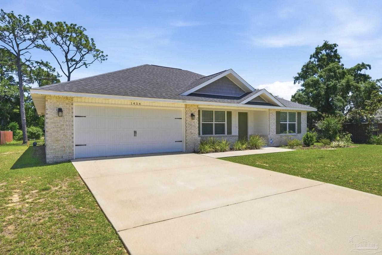 1454 Windy Ln - Photo 1