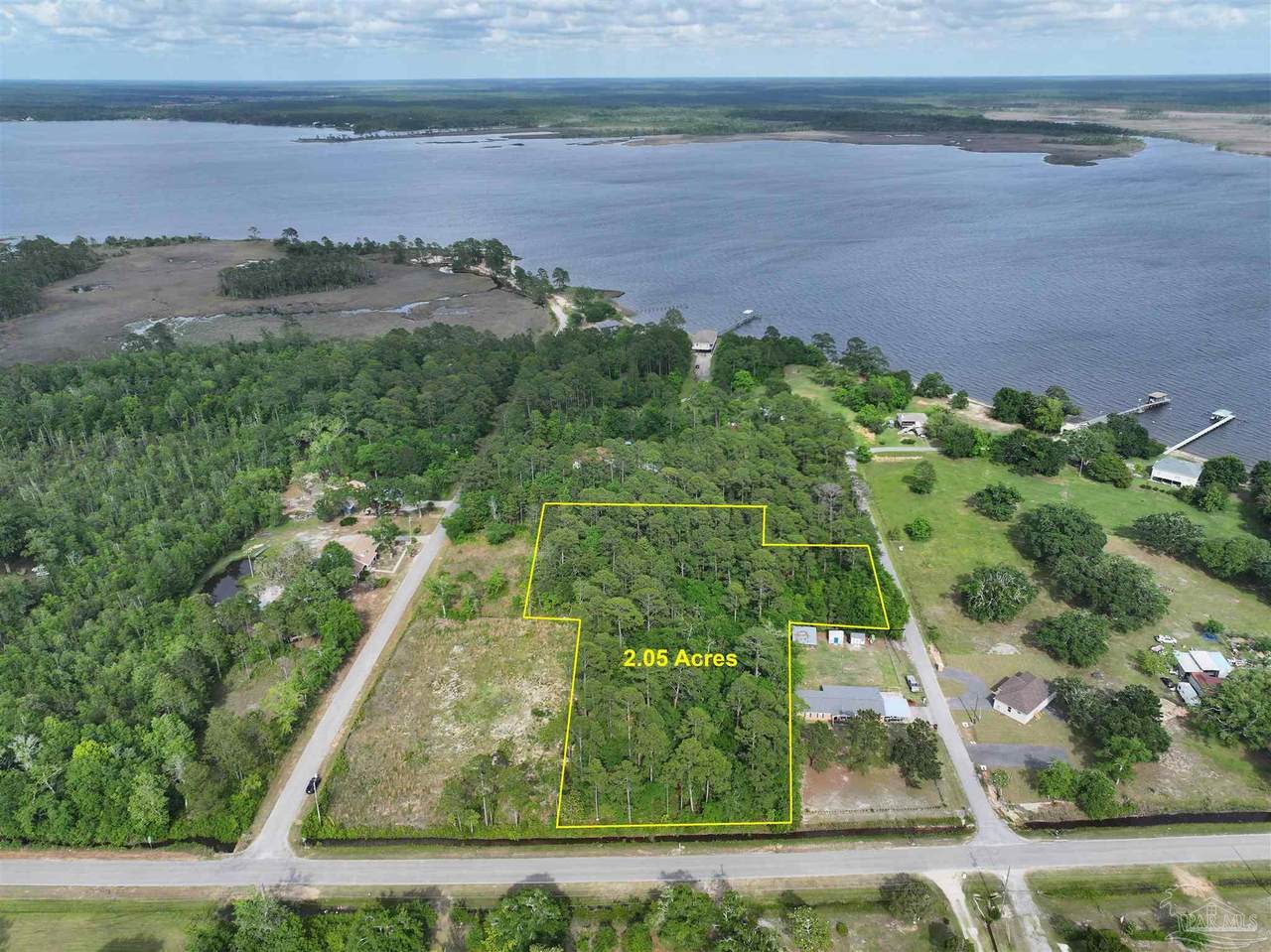  Robinson Point Rd - Photo 1
