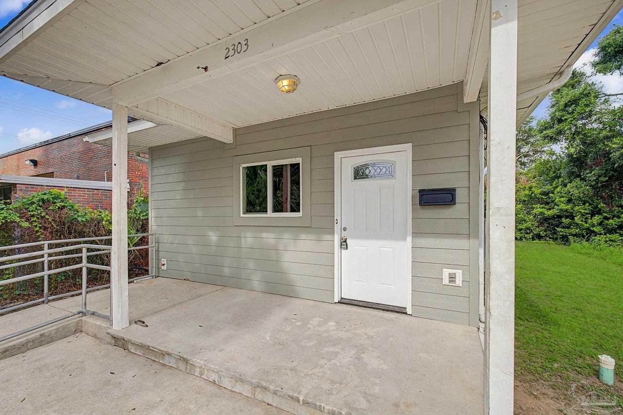 2303 Spring St - Photo 1