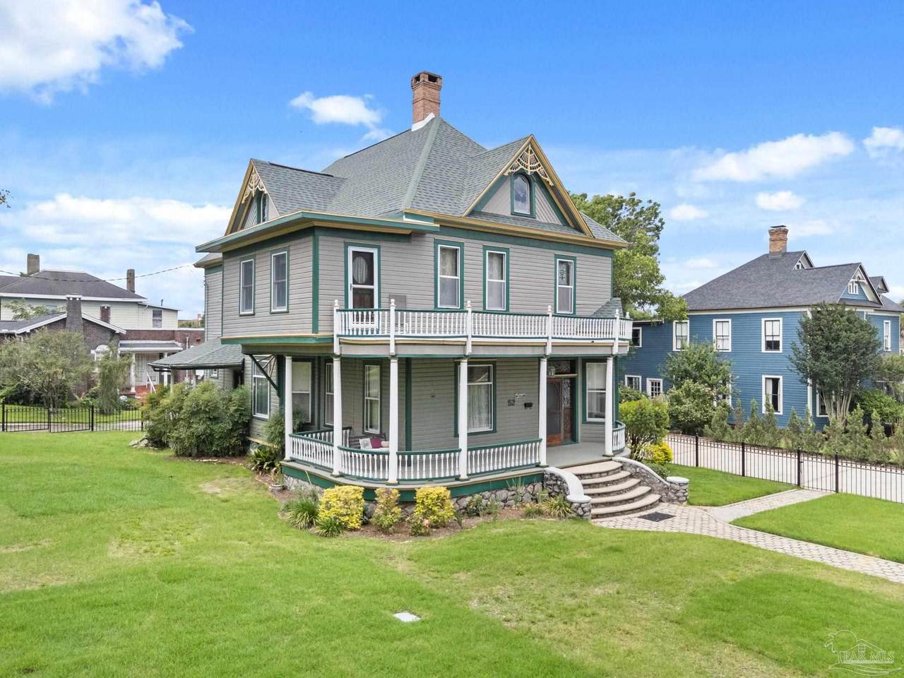 52 Gonzalez St - Photo 1