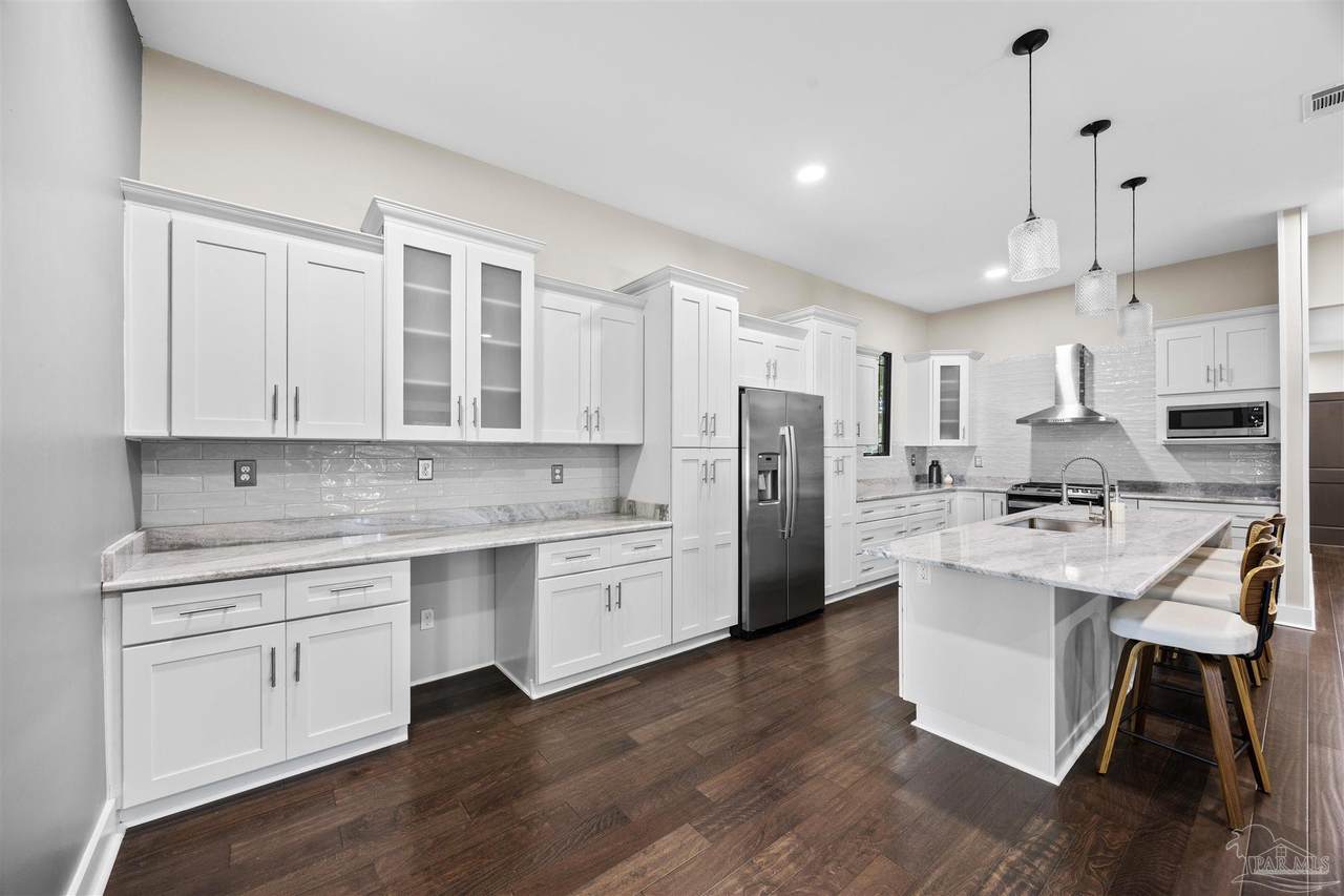1306 Gonzalez St - Photo 1