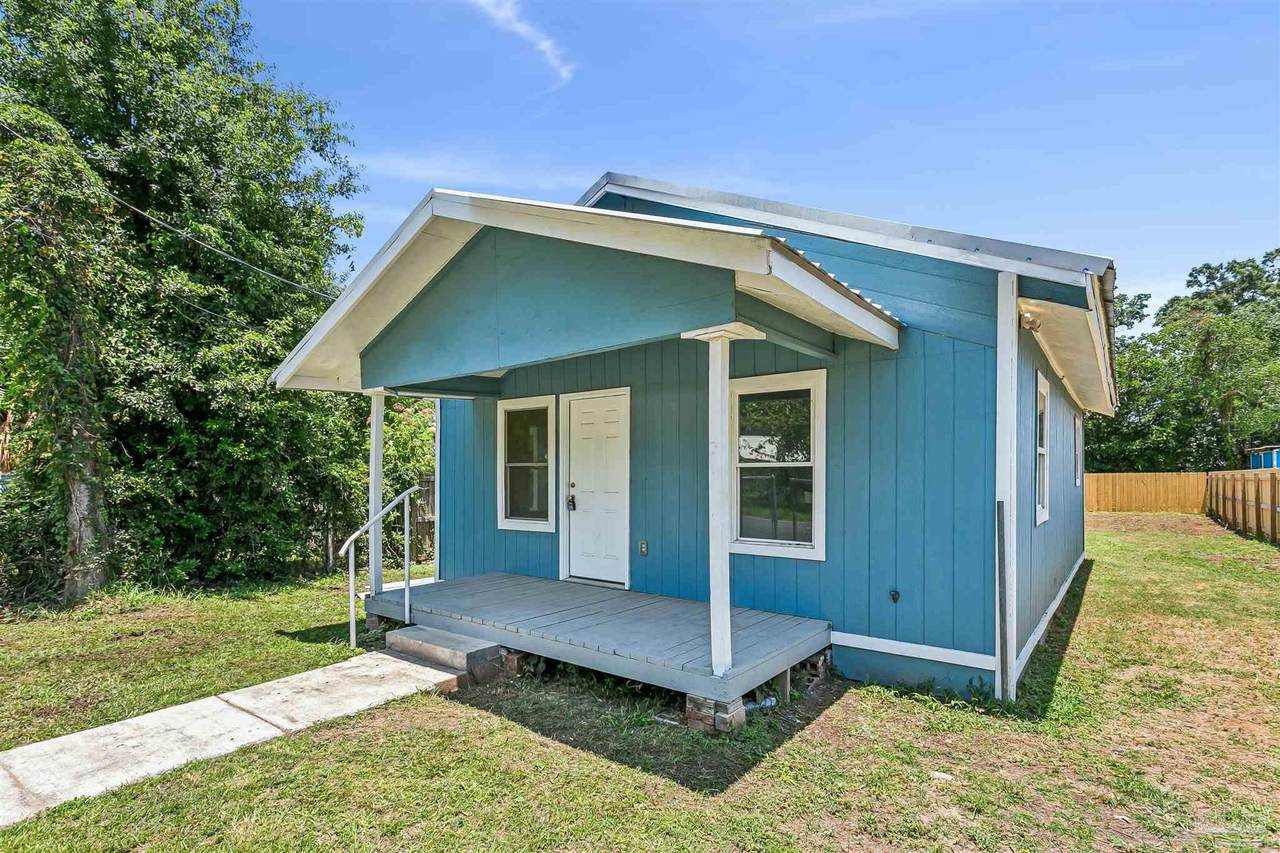 1208 T St - Photo 1