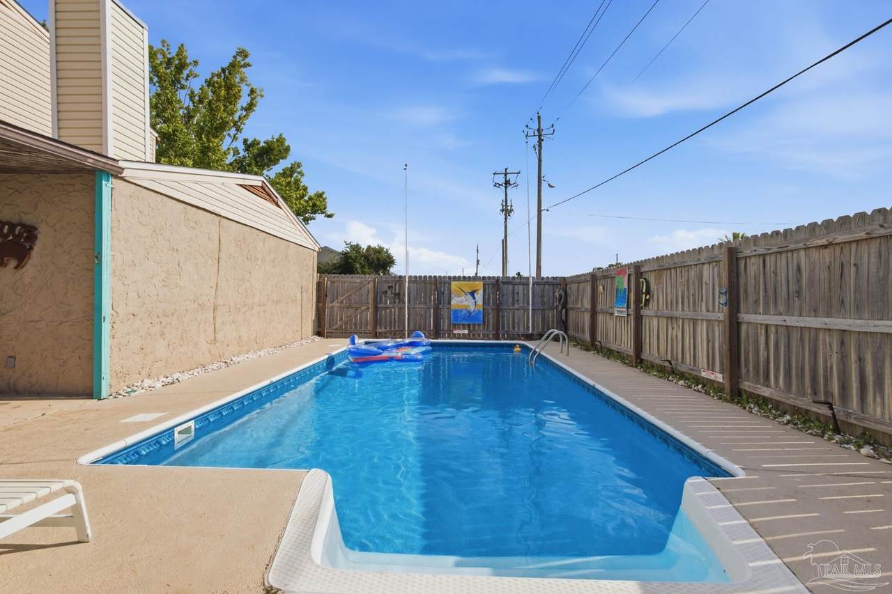 3255 Fernwood Dr - Photo 1