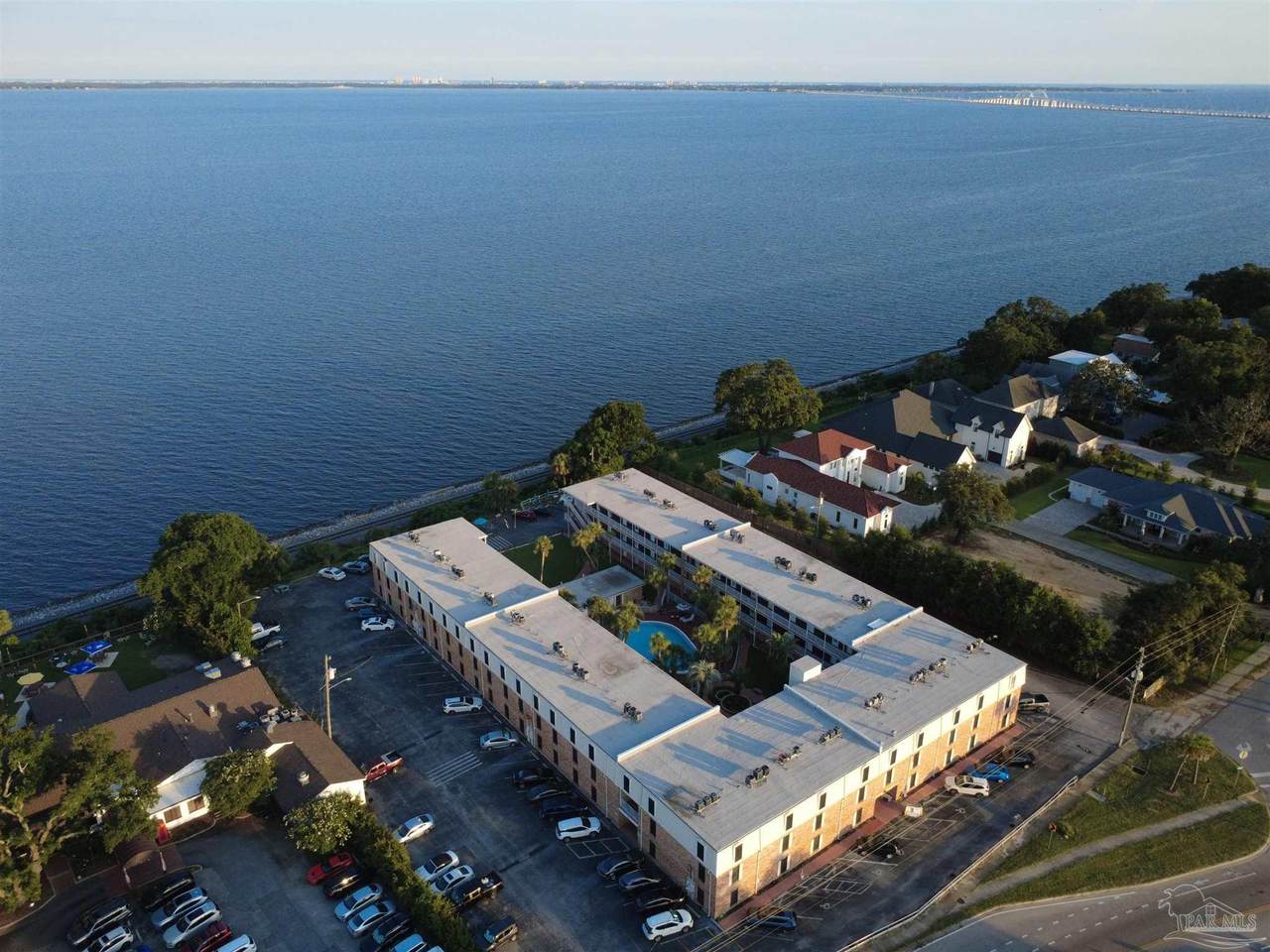 600 Scenic Hwy - Photo 1