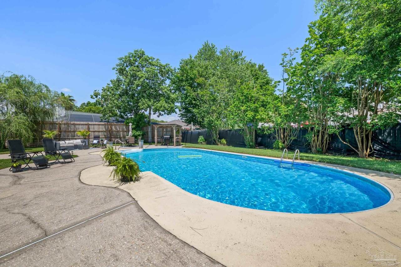 3900 Tiger Point Blvd - Photo 1