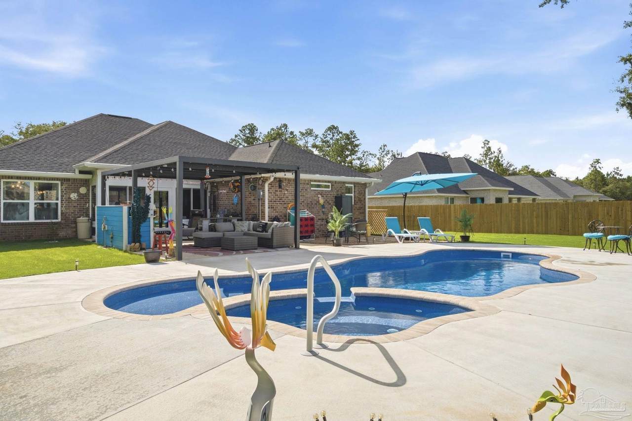 https://bt-photos.global.ssl.fastly.net/pensacola/1280_boomver_1_685954-2.jpg