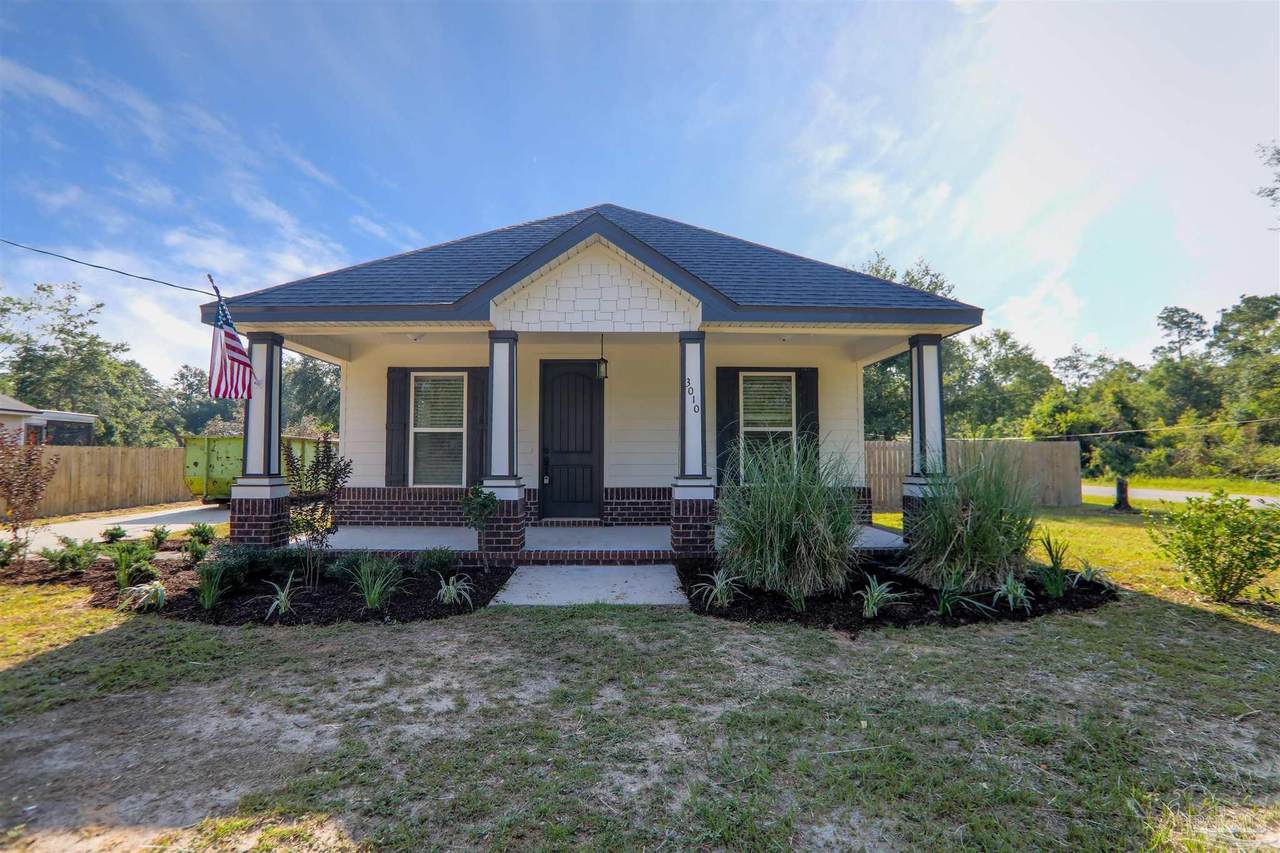 3010 12th Ave - Photo 1