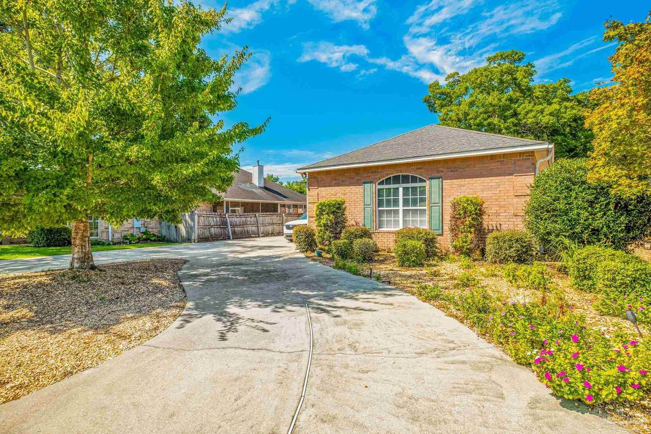 8509 Sawmill Run - Photo 1