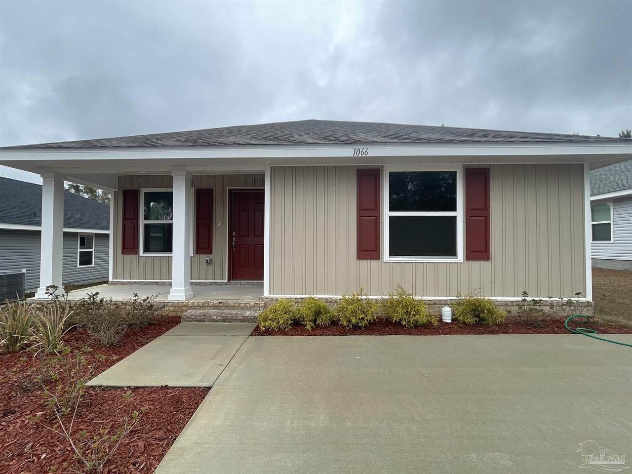 1066 Brimwood Cir - Photo 1