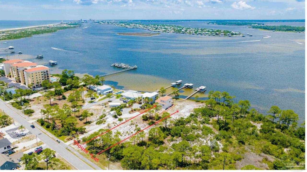 14456 River Rd - Photo 1