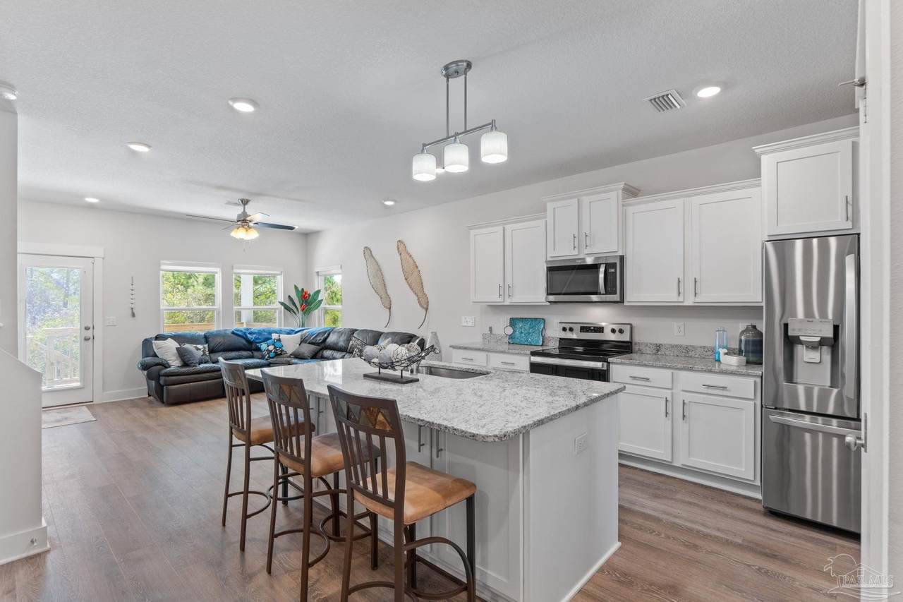 14357 Gardenglen Dr - Photo 1