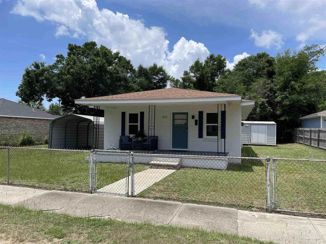 803 Pickens Ave - Photo 1