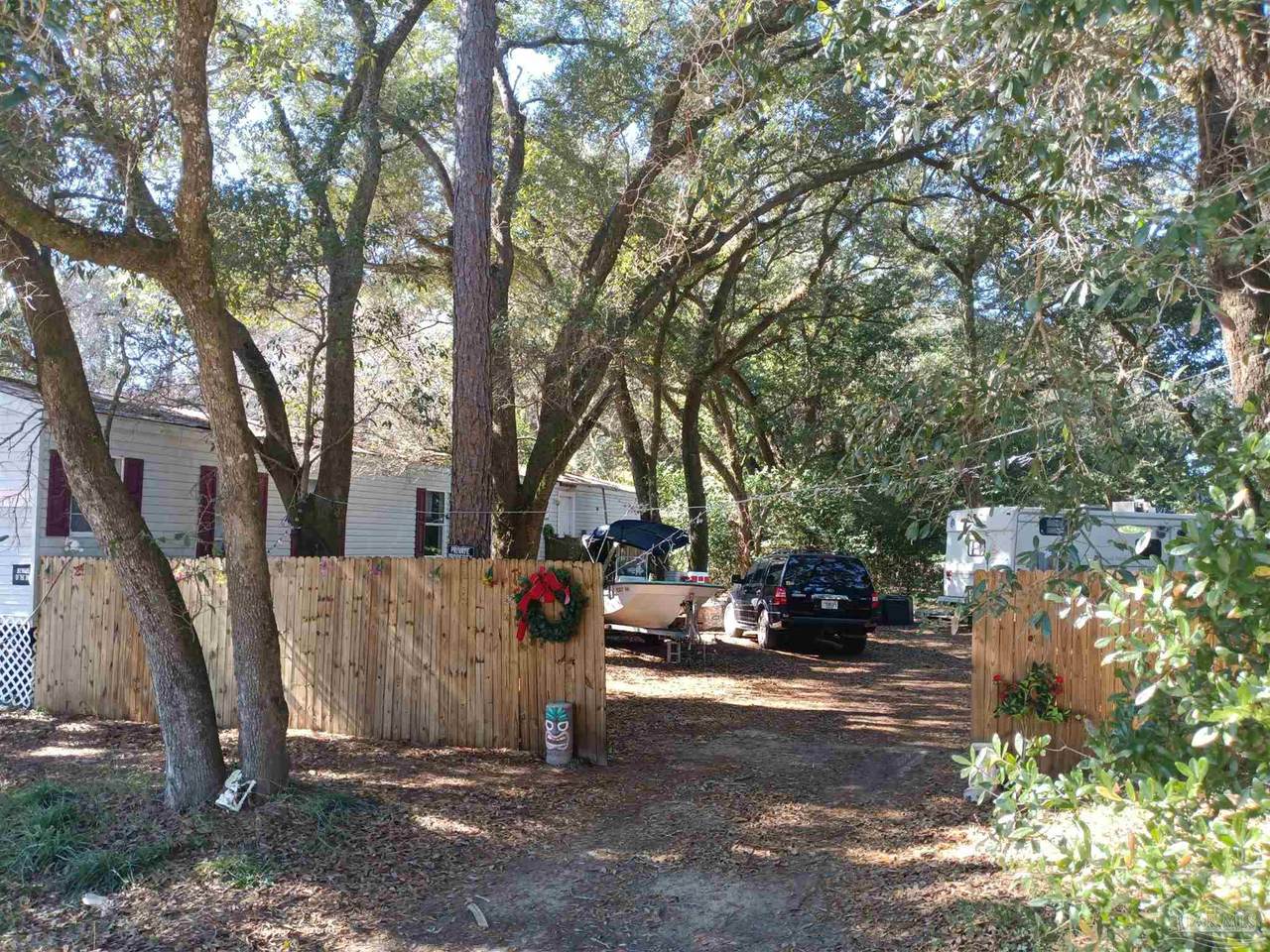 833 Wayne Ave - Photo 1