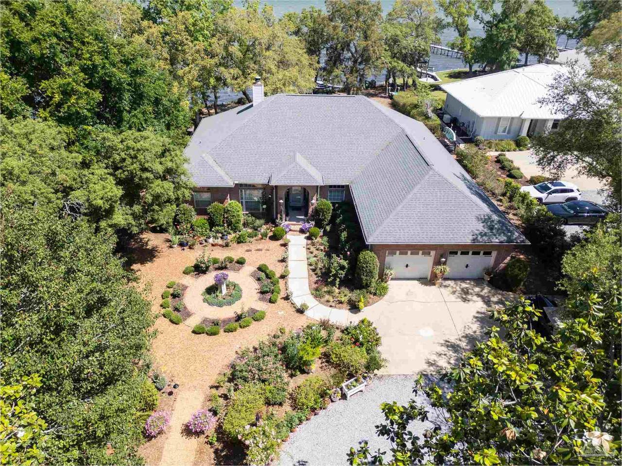 4954 Hickory Shores Blvd - Photo 1