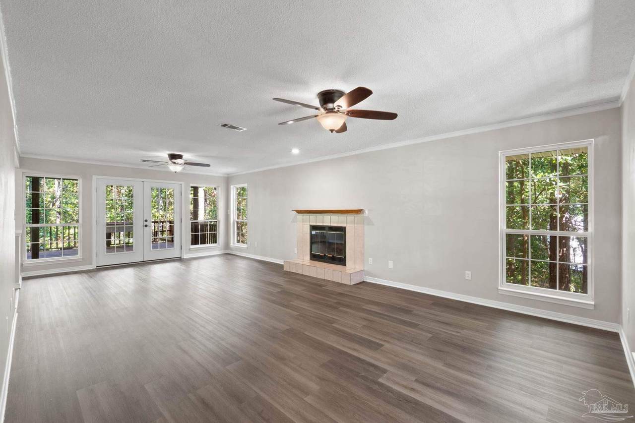 1026 Woodlore Cir - Photo 1