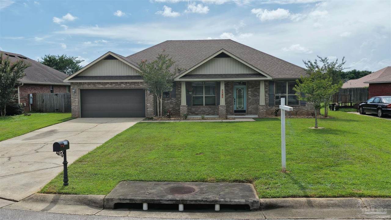 7421 Deck Ln - Photo 1