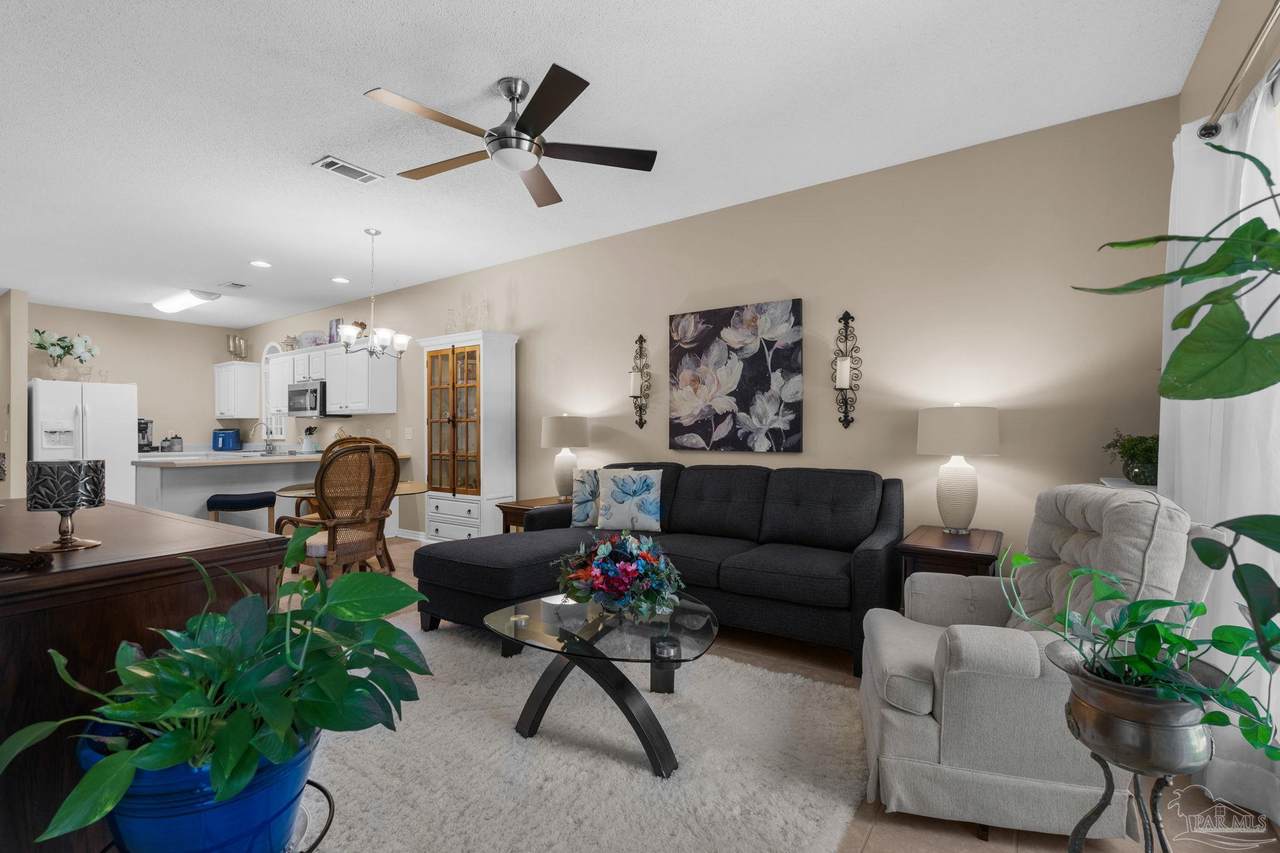 7101 Joy St - Photo 1