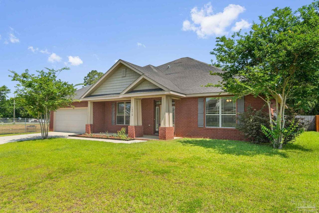 10018 Castleberry Blvd - Photo 1