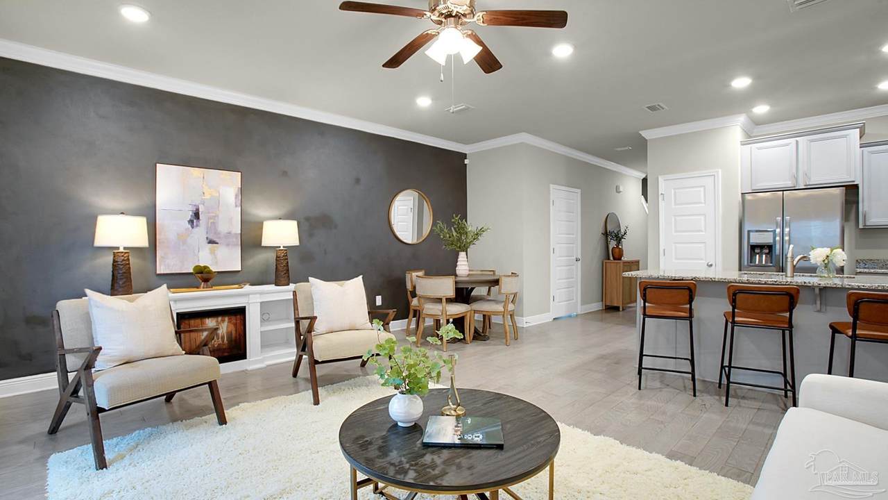 363 E St - Photo 1