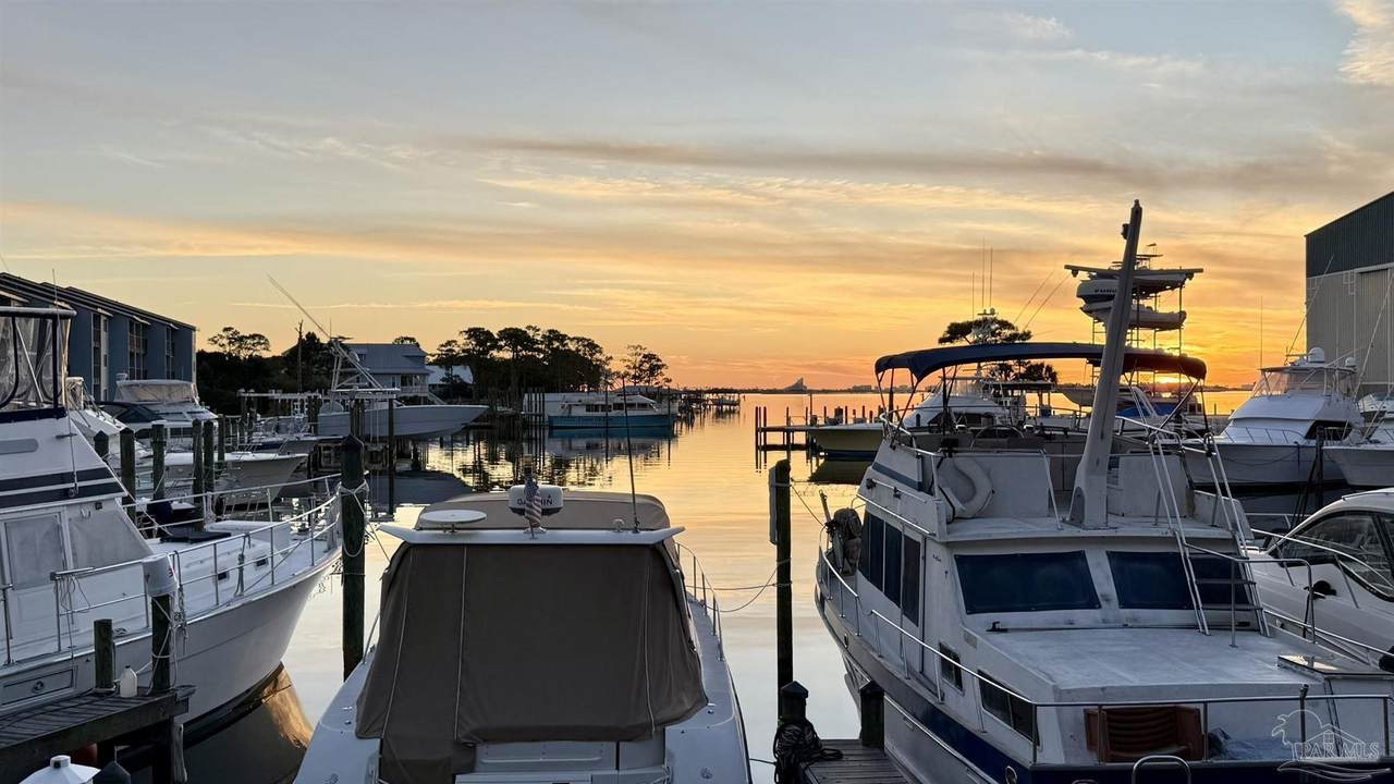 14100 River Rd - Photo 1