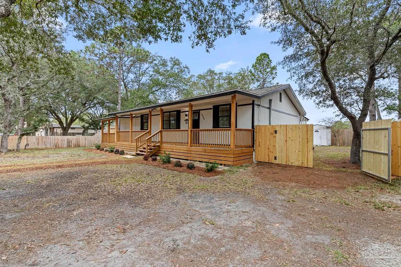 5968 Capitol Dr - Photo 1