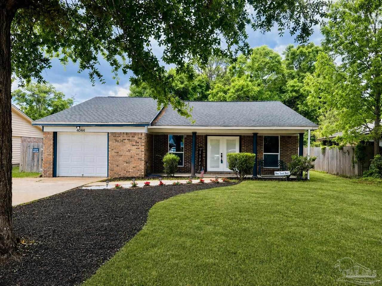 4044 Elmcrest Dr - Photo 1