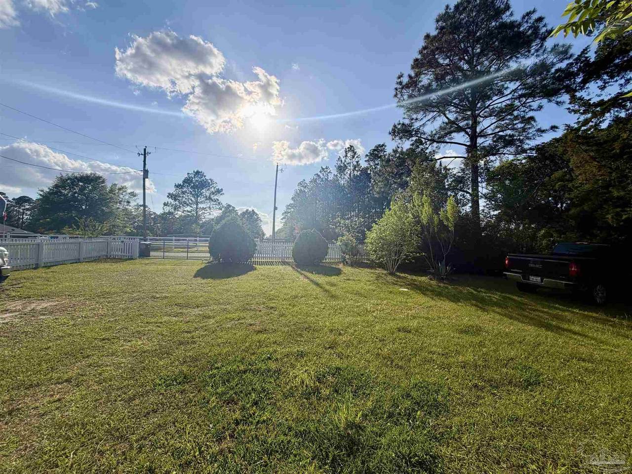 https://bt-photos.global.ssl.fastly.net/pensacola/1280_boomver_5_681425-2.jpg