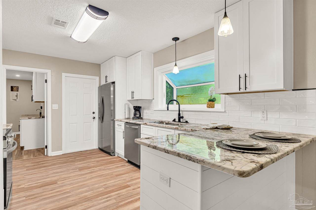 5700 Country Squire Dr - Photo 1